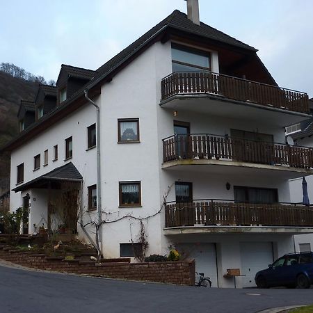 Ferienwohnung Burg Eltz Трейс-Карден Стая снимка