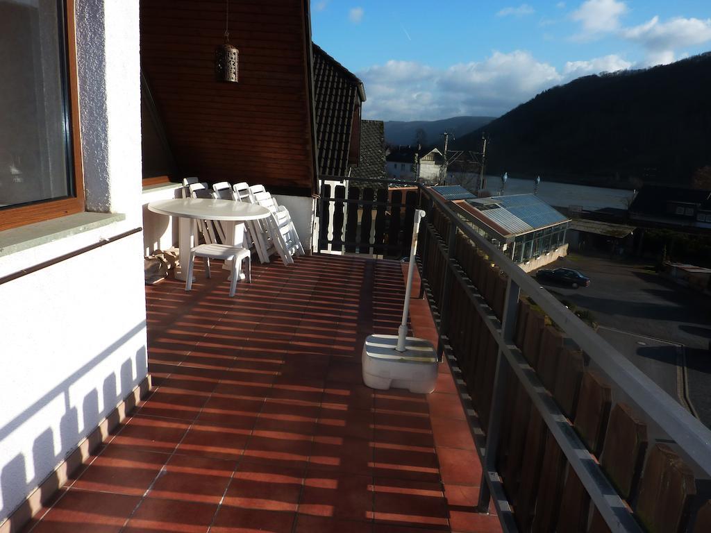 Ferienwohnung Burg Eltz Трейс-Карден Стая снимка