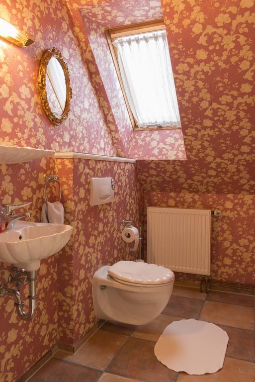Ferienwohnung Burg Eltz Трейс-Карден Стая снимка